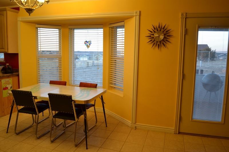 1052 West 8th S Street Snowflake, AZ 85937 - Photo 13 of 36 a view of a dining room with furniture and window