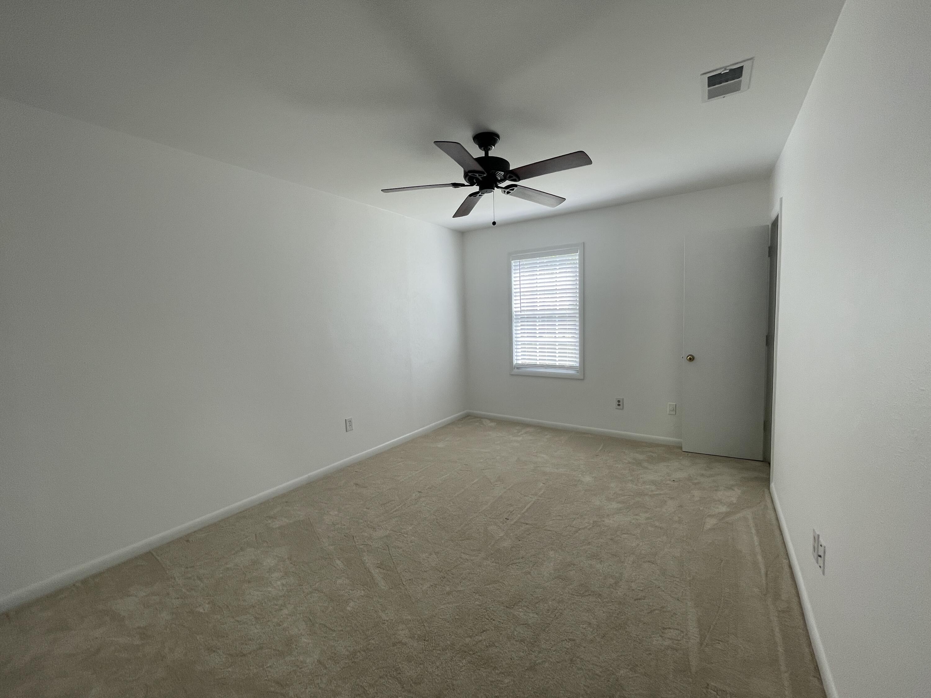 137 Manchester Road Summerville, SC 29486 - Photo 7 of 11 IMG_3457