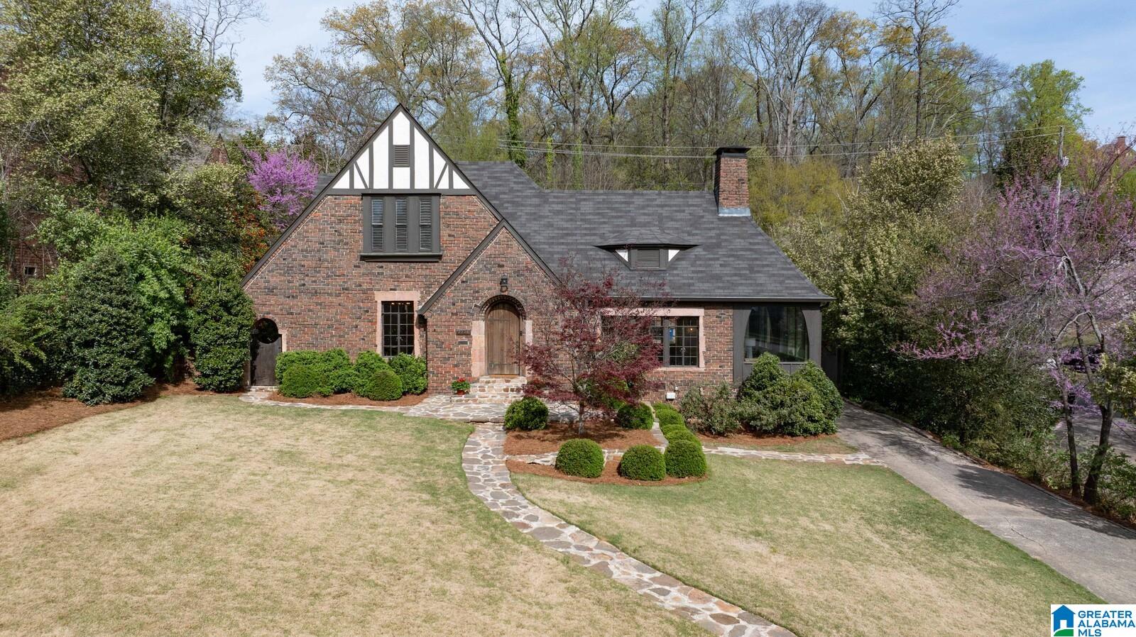 2924 Thornhill Road Birmingham, AL 35213 - Photo 1 of 56