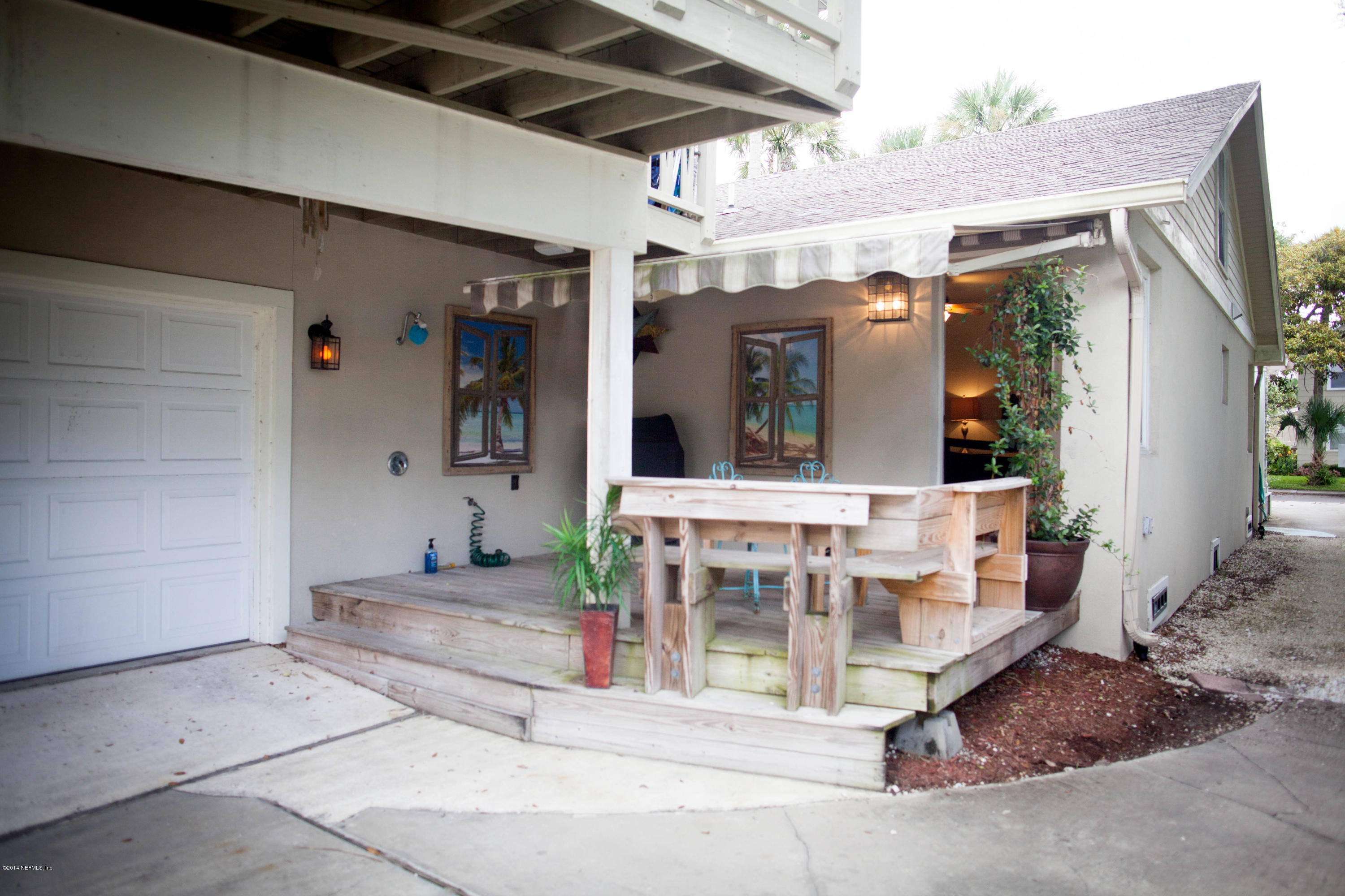 310 7th Street Atlantic Beach, FL 32233 - Photo 19 of 37 a view of living room filled with furniture