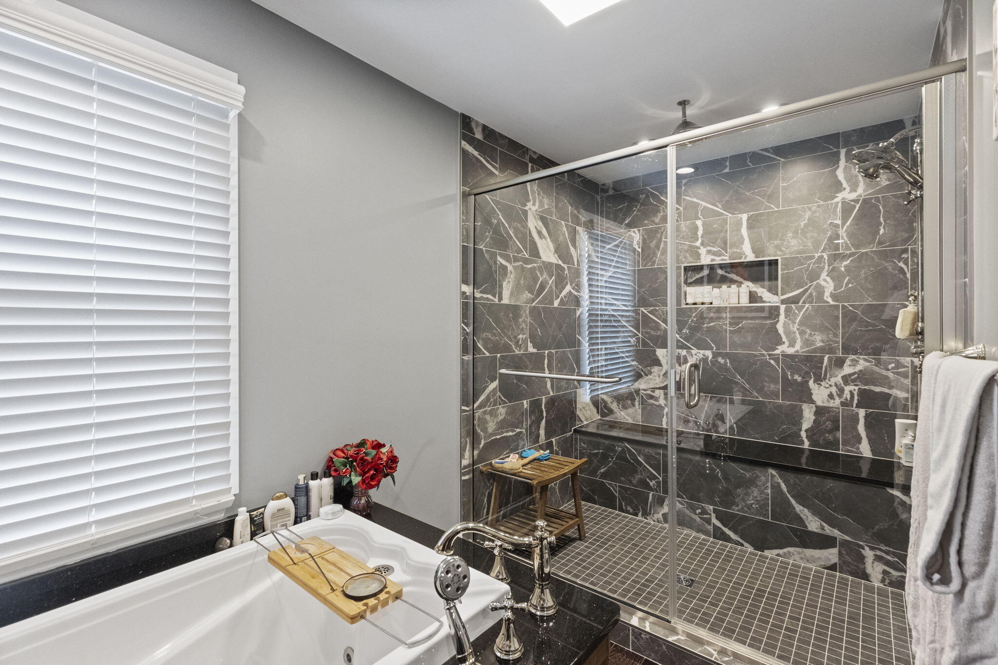 102 Ed Martin Road Gray, TN 37615 - Photo 9 of 33 6-web-or-mls-217A9571k
