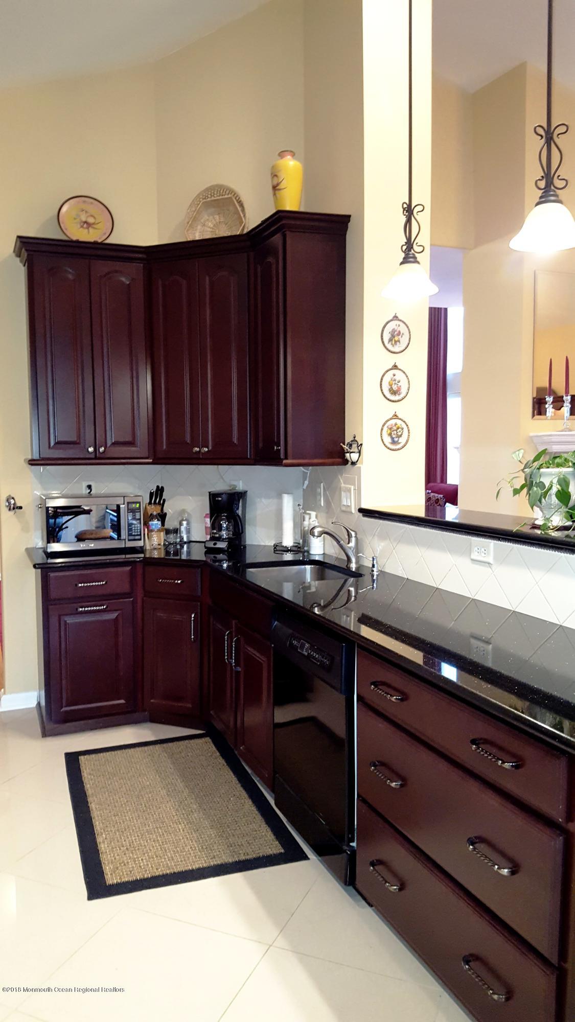66 Eleanor Road Manchester Township, NJ 08759 - Photo 11 of 30 Kitchen