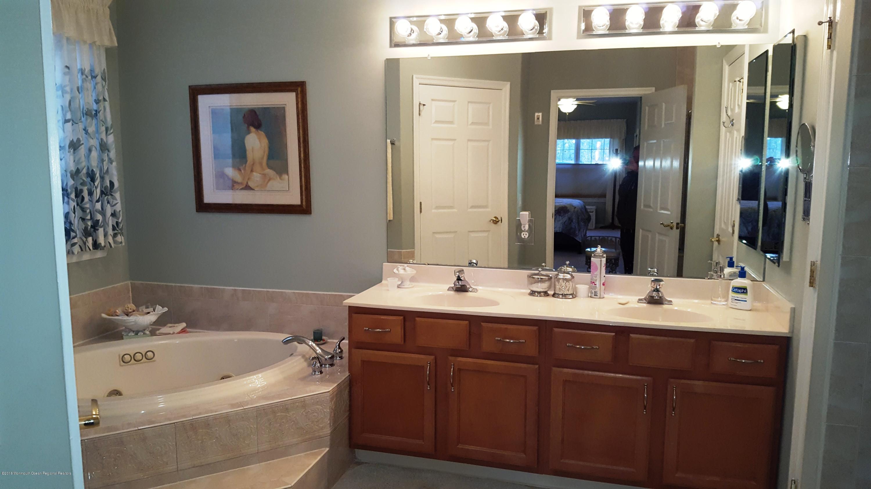 66 Eleanor Road Manchester Township, NJ 08759 - Photo 21 of 30 Master Bath
