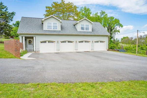 $1,450,000 | Undisclosed Address, Lynchburg, VA 24504