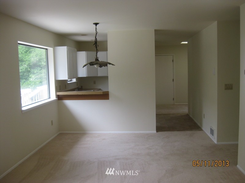 3661 East Harbor Road Langley, WA 98260 - Photo 9 of 11 Gallery Image 9