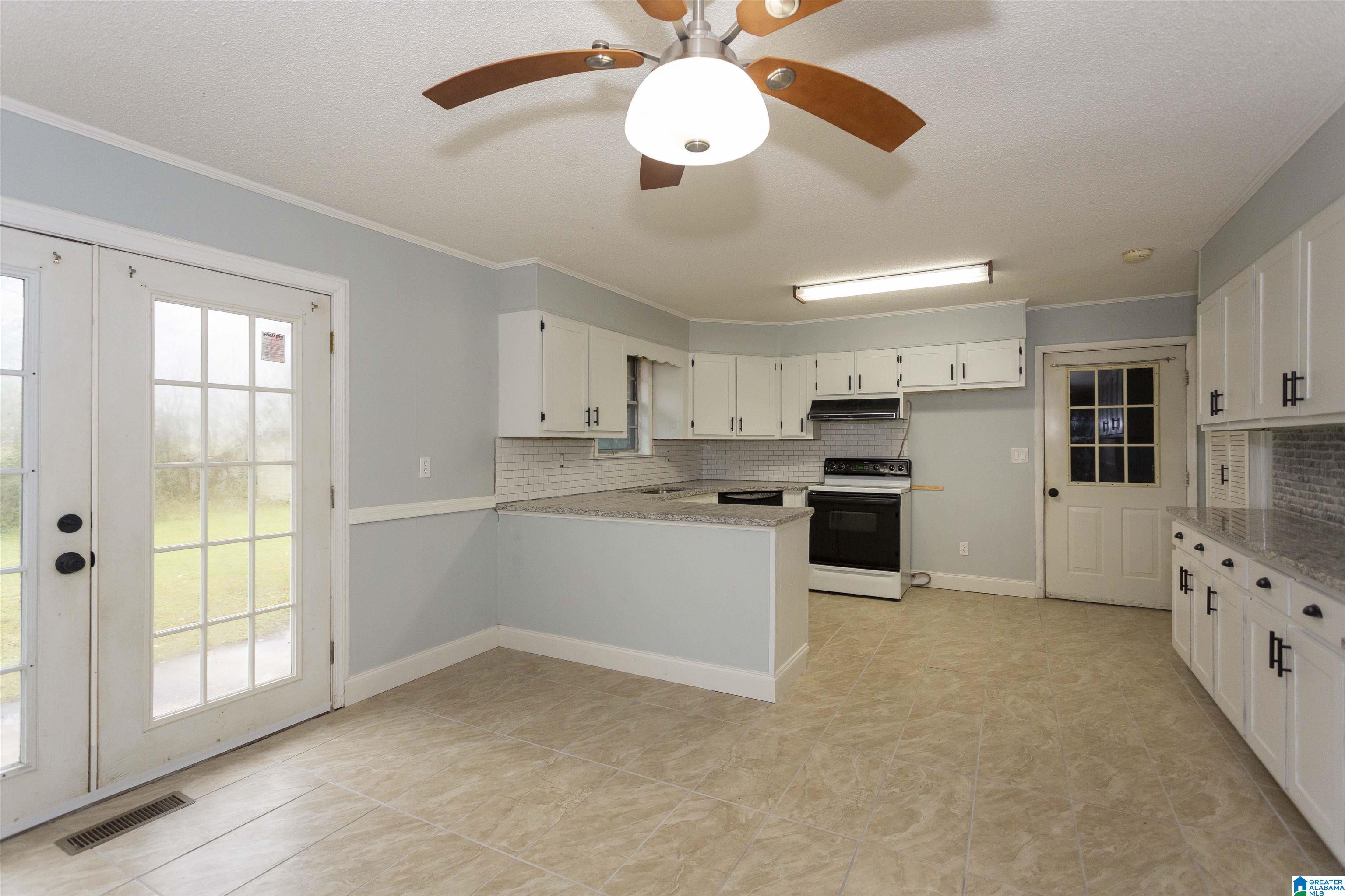 300 Edgewood Street Clanton, AL 35045 - Photo 17 of 33