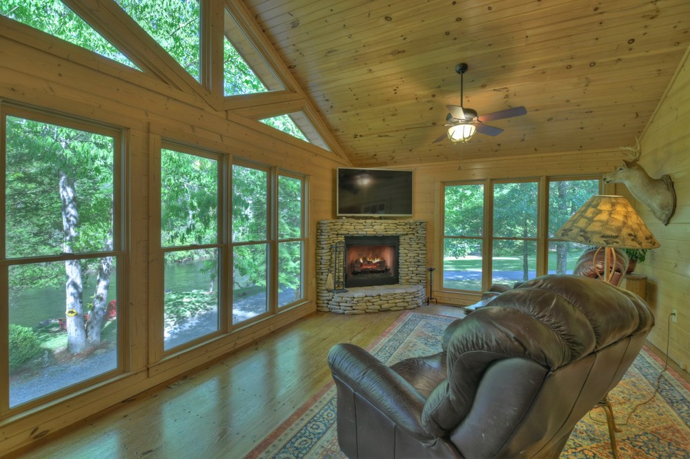 730 Riverside Lane Blue Ridge, GA 30513 - Photo 43 of 106 Gallery Image 43