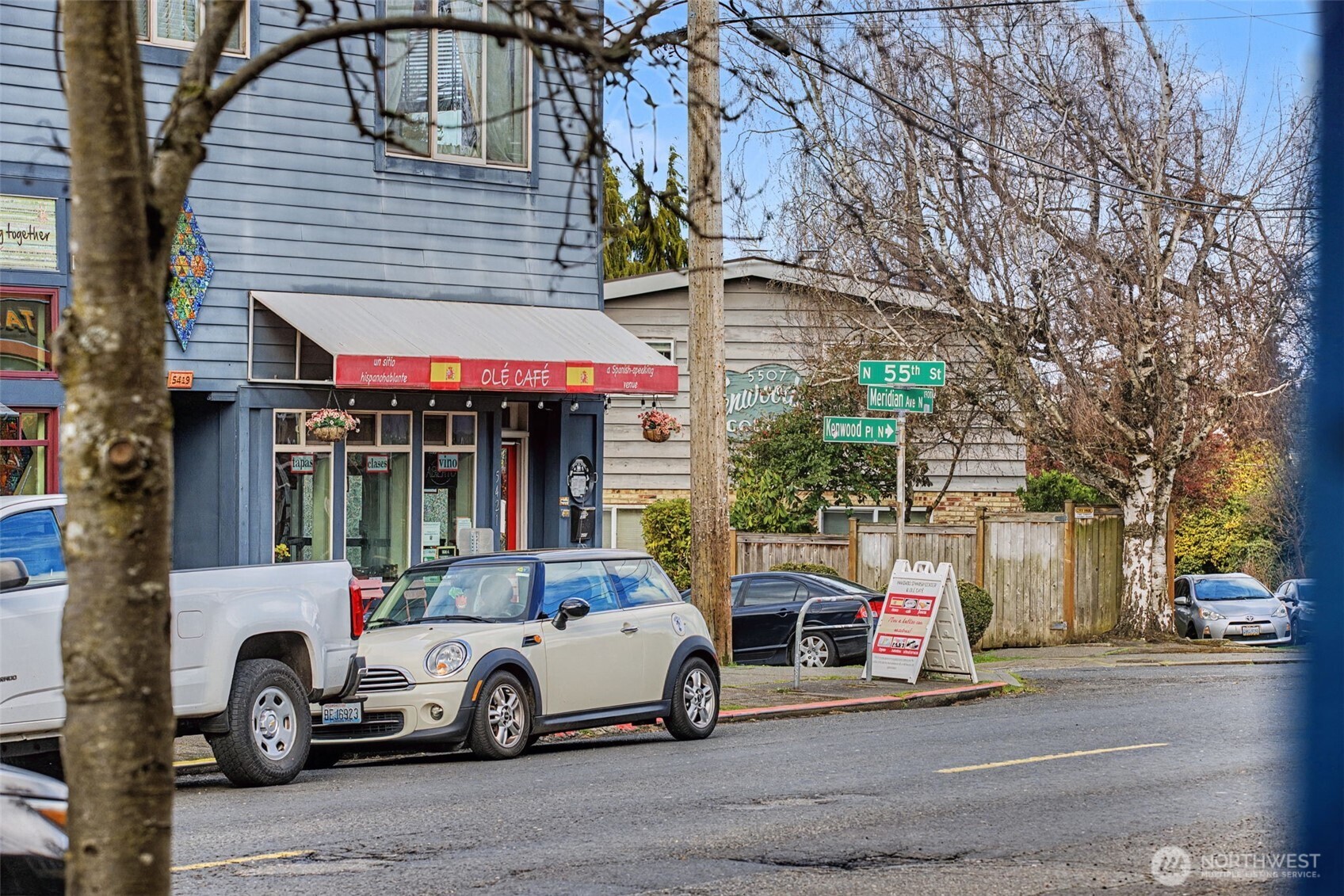 1857 North 54th Street Seattle, WA 98103 - Photo 7 of 9