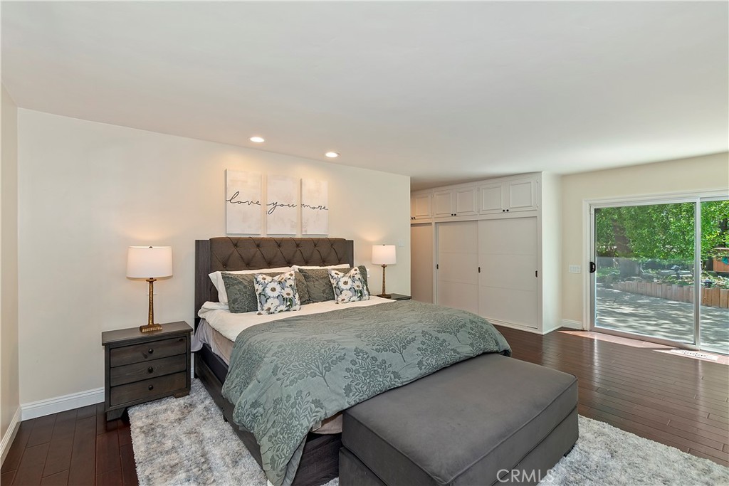 28411 North Shore Road Lake Arrowhead, CA 92352 - Photo 26 of 66 Bedroom