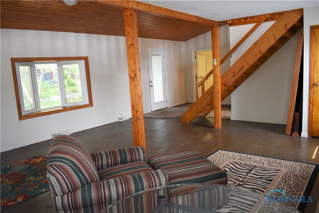30905 Drouillard Road Walbridge, OH 43465 - Photo 13 of 36 Gallery Image 13