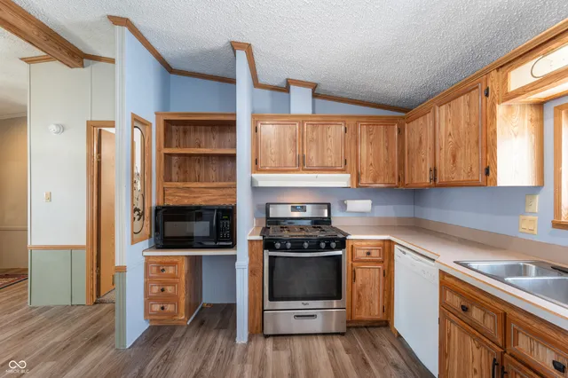 $195,000 | 10590 South 550 East, Amboy, IN 46911