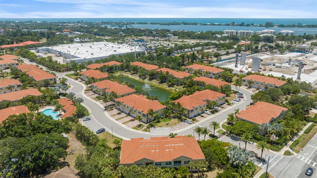 89 Navigation Circle Osprey, FL 34229 - Photo 3 of 61