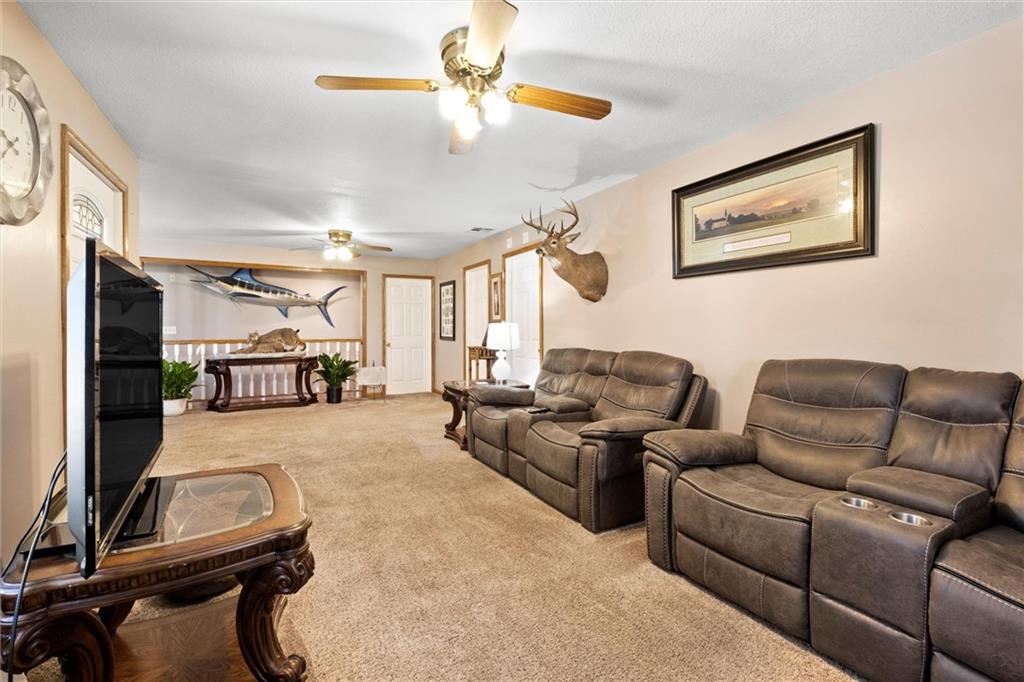 6925 Outer Road Odessa, MO 64076 - Photo 32 of 47