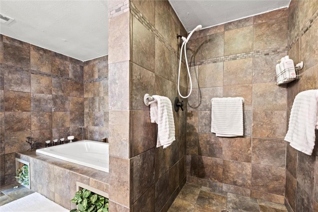 6925 Outer Road Odessa, MO 64076 - Photo 40 of 47