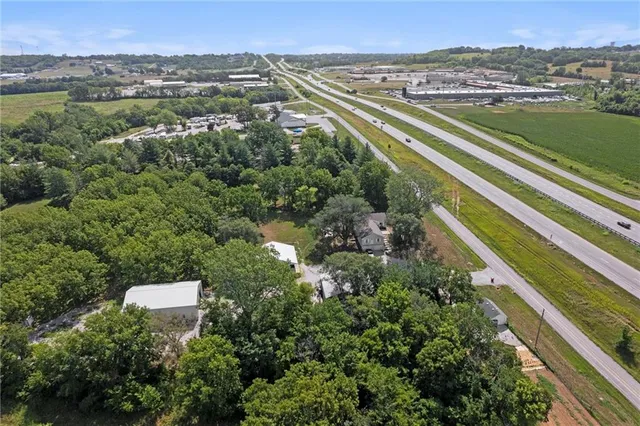 $2,995,000 | 6925 Outer Road, Odessa, MO 64076