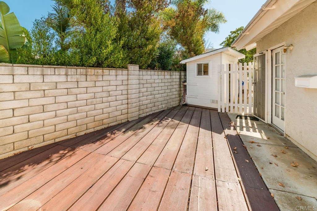 887 Quail Hill Drive San Marcos, CA 92078 - Photo 15 of 22 a view of balcony with wooden floor