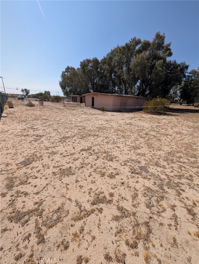 4460 Adobe Road Twentynine Palms, CA 92277 - Photo 3 of 20