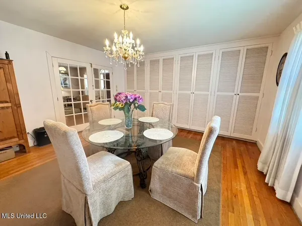 $275,000 | 216 Lower Woodville Road, Natchez, MS 39120