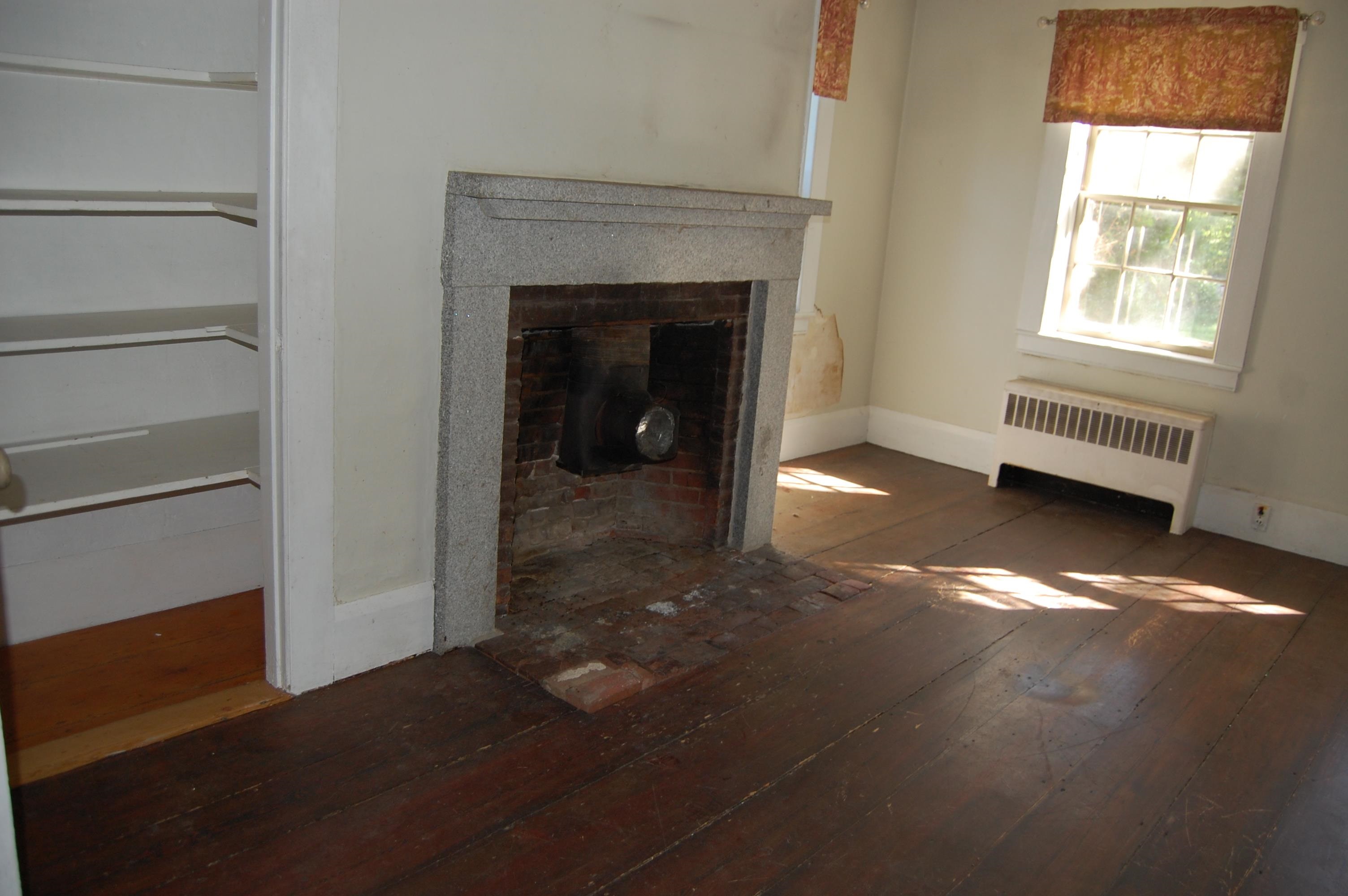 560 Clark Hill Road New Boston, NH 03070 - Photo 22 of 36