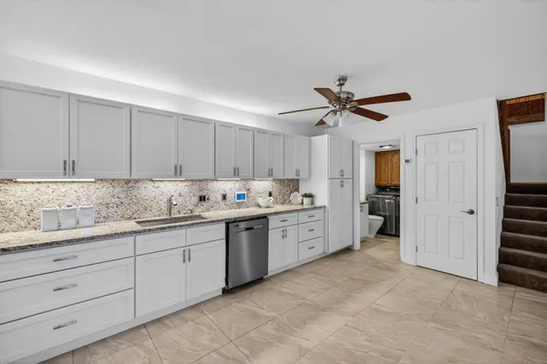 $395,000 | 9101 Southwest 19th Place, Unit A, Davie, FL 33324