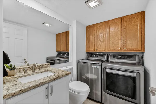 $395,000 | 9101 Southwest 19th Place, Unit A, Davie, FL 33324