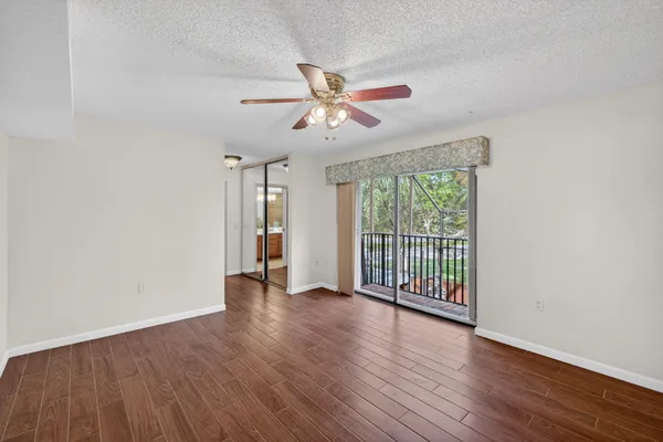 $395,000 | 9101 Southwest 19th Place, Unit A, Davie, FL 33324