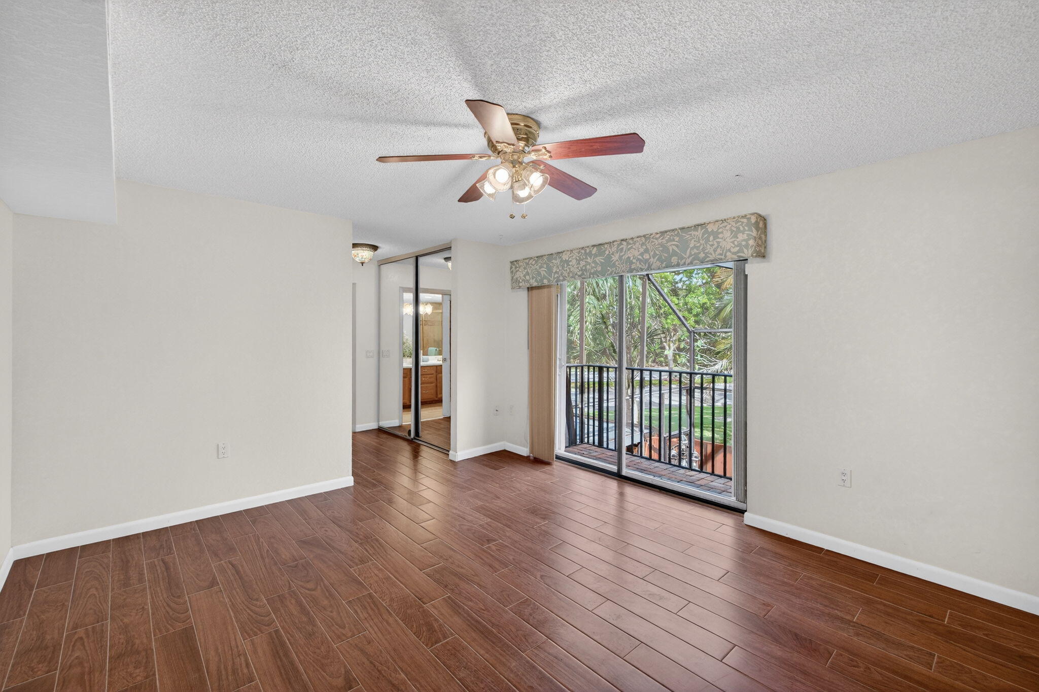 9101 Southwest 19th Place, Unit A Davie, FL 33324 - Photo 23 of 58 23 Primary Bedroom
