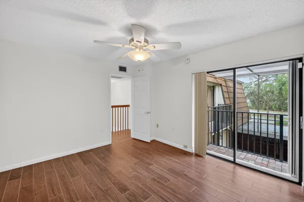 $395,000 | 9101 Southwest 19th Place, Unit A, Davie, FL 33324