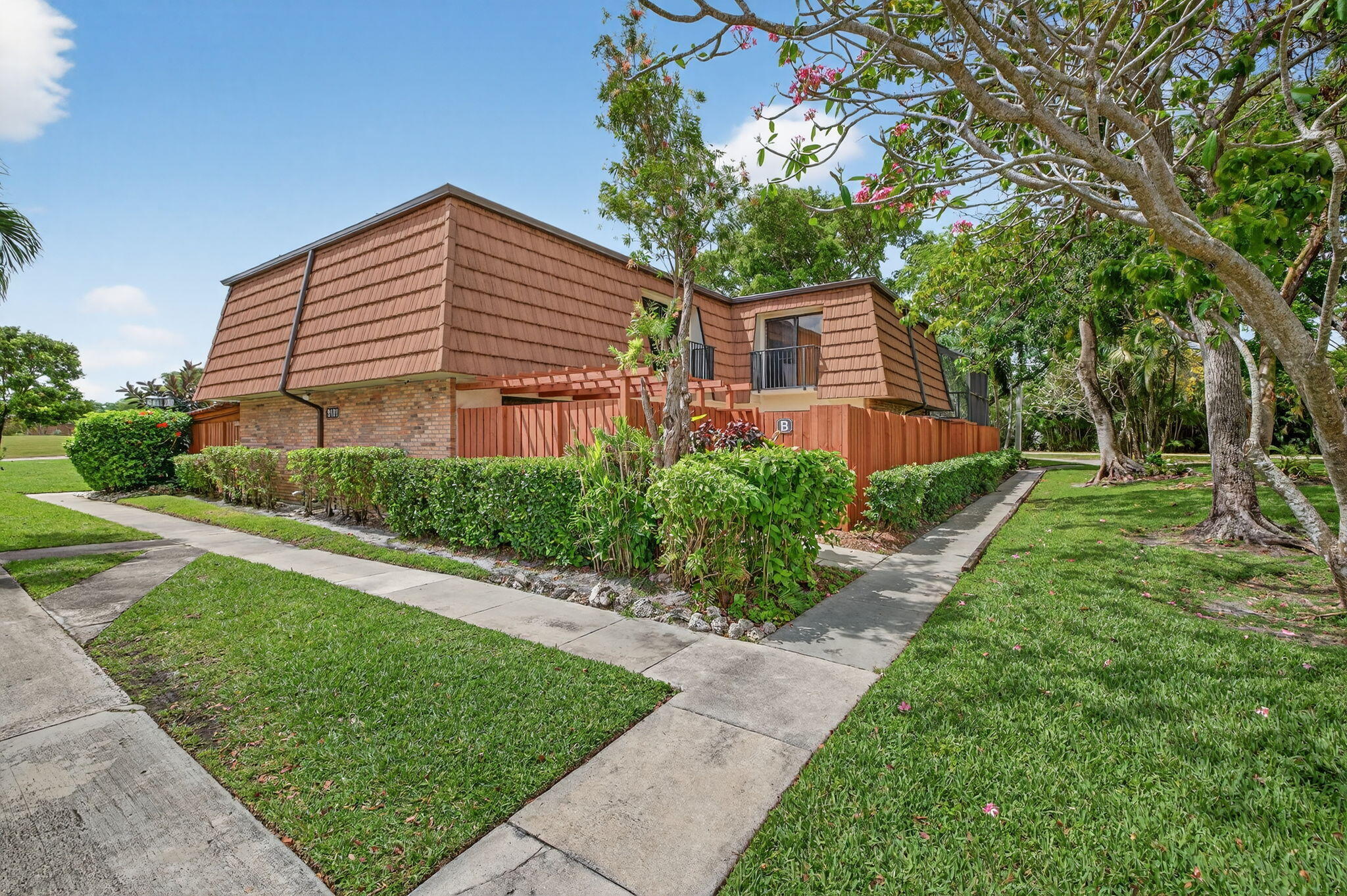 9101 Southwest 19th Place, Unit A Davie, FL 33324 - Photo 50 of 58 50 Exterior