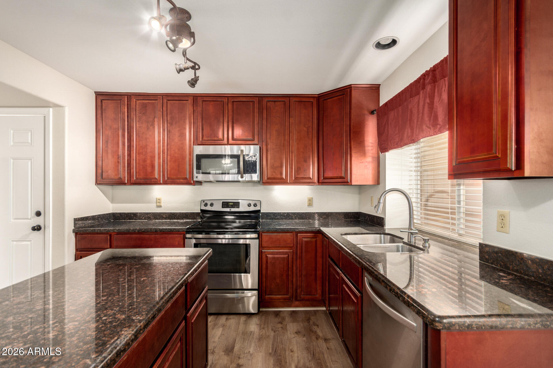 6554 East Raftriver Street Mesa, AZ 85215 - Photo 17 of 70 23 Raftriver