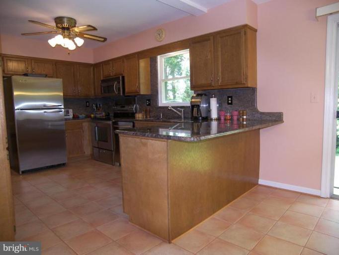 11900 Parallel Road Bowie, MD 20720 - Photo 6 of 22 Kitchen #2