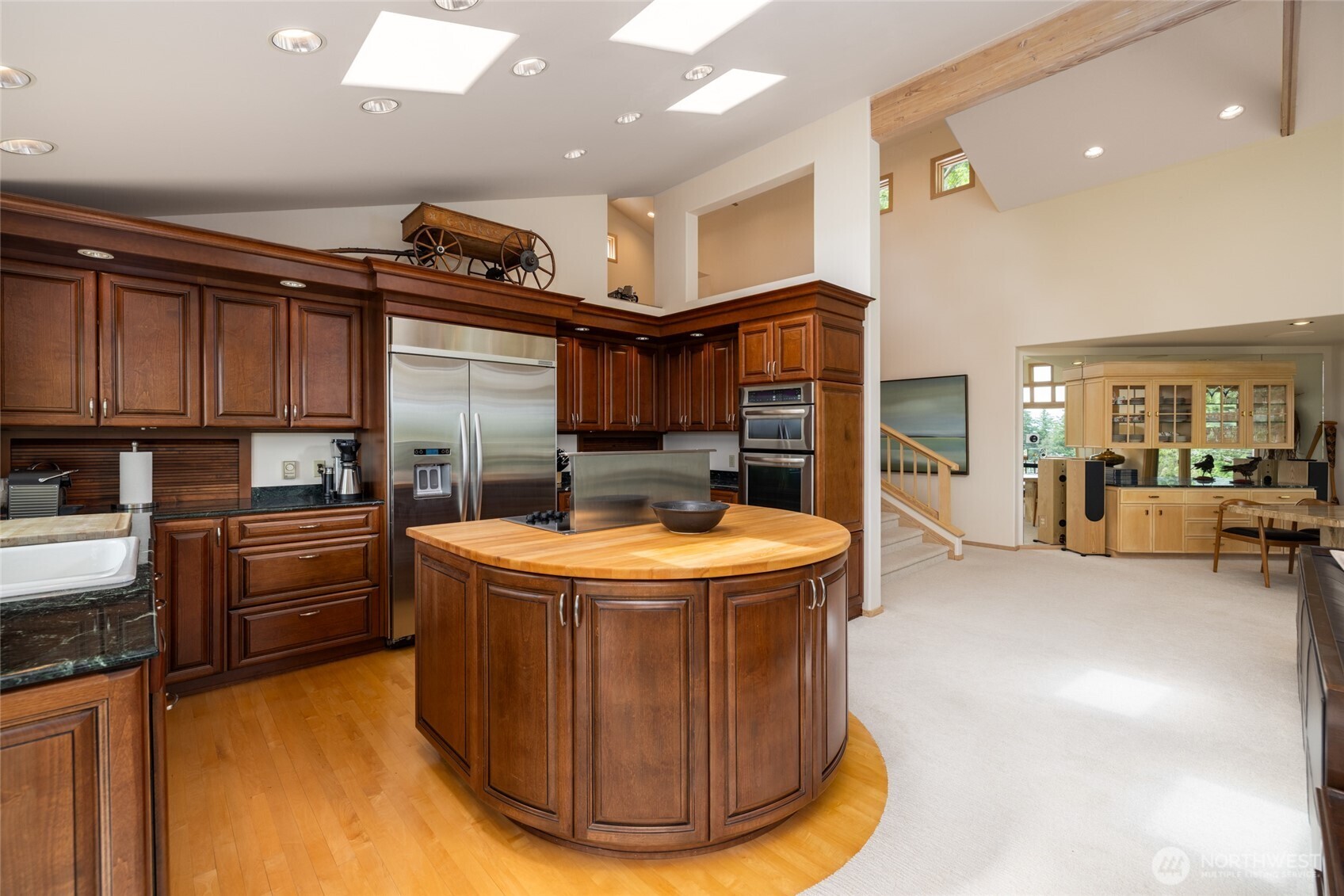 3 B Eagle's Nest Drive La Conner, WA 98257 - Photo 11 of 36