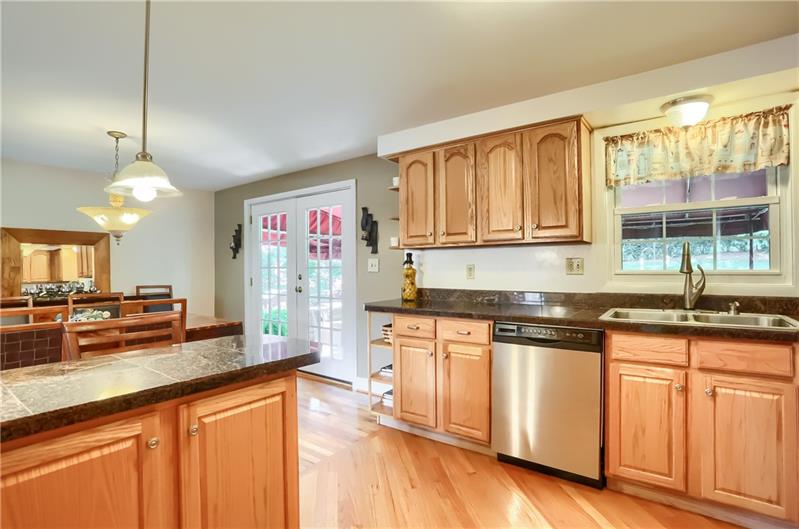 636 Fort Couch Road Pittsburgh, PA 15241 - Photo 12 of 25 Gallery Image 12