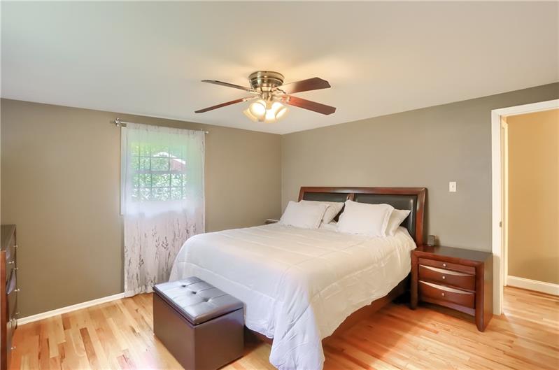 636 Fort Couch Road Pittsburgh, PA 15241 - Photo 16 of 25 Gallery Image 16