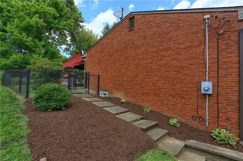 636 Fort Couch Road Pittsburgh, PA 15241 - Photo 23 of 25 Gallery Image 23