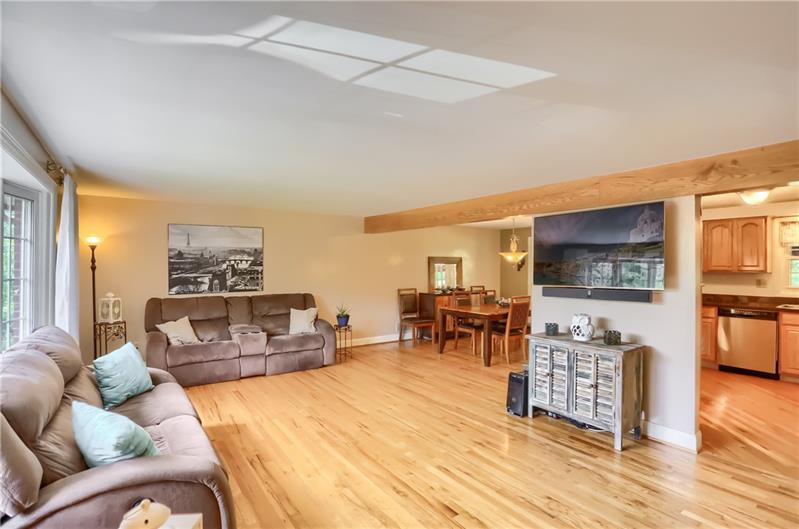 636 Fort Couch Road Pittsburgh, PA 15241 - Photo 7 of 25 Gallery Image 7