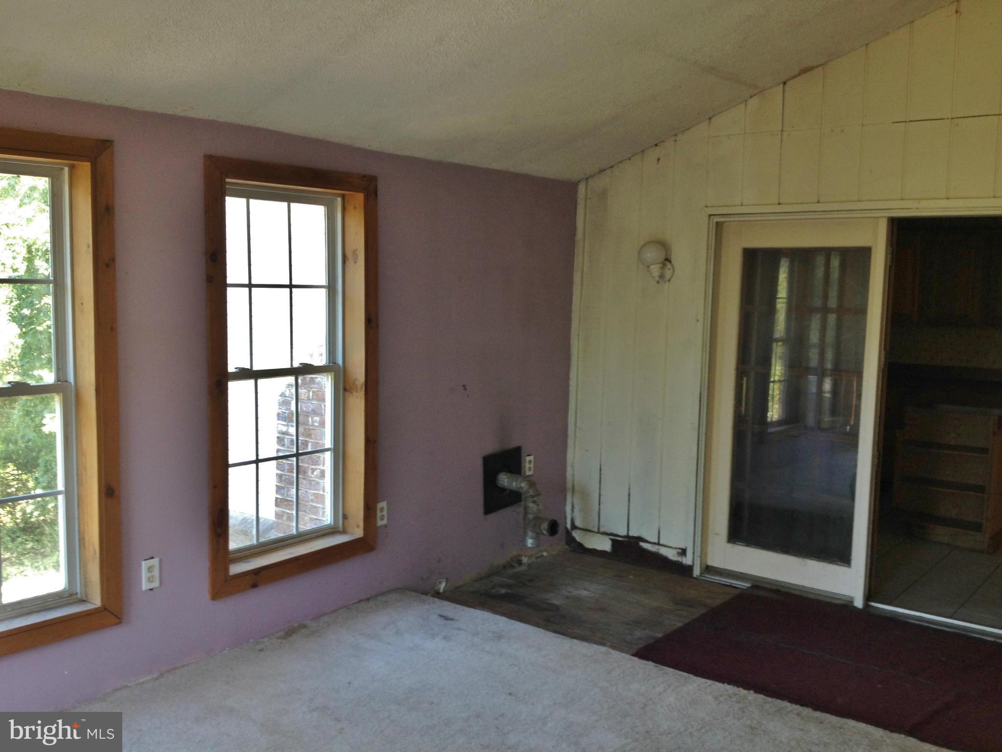 1100 Harkins Road Pylesville, MD 21132 - Photo 4 of 7 Family Room