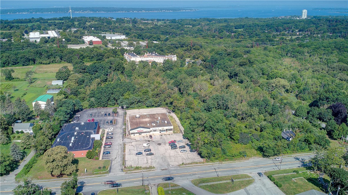 2500 East Main Road Portsmouth, RI 02871 - Photo 13 of 17