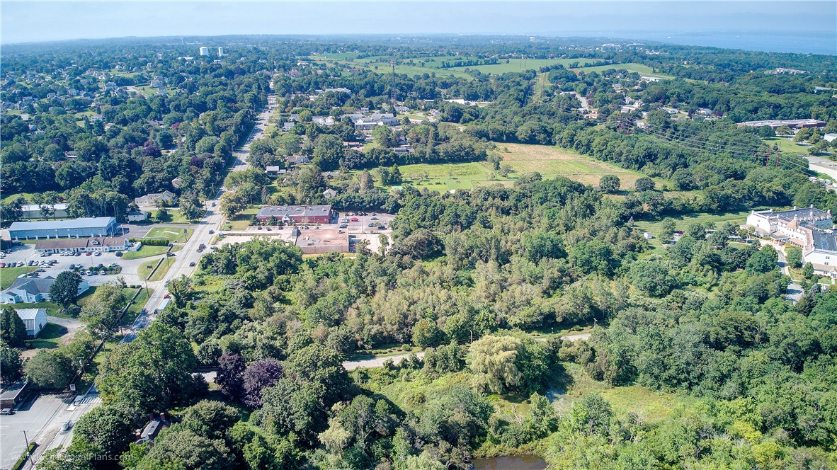 2500 East Main Road Portsmouth, RI 02871 - Photo 4 of 17