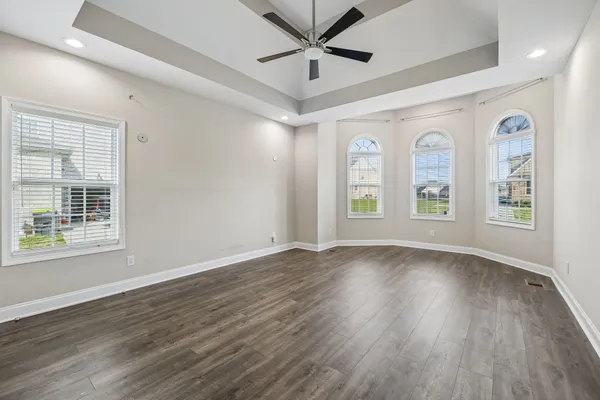 $686,900 | 333 Clarabelle Lane, Clarksville, TN 37043