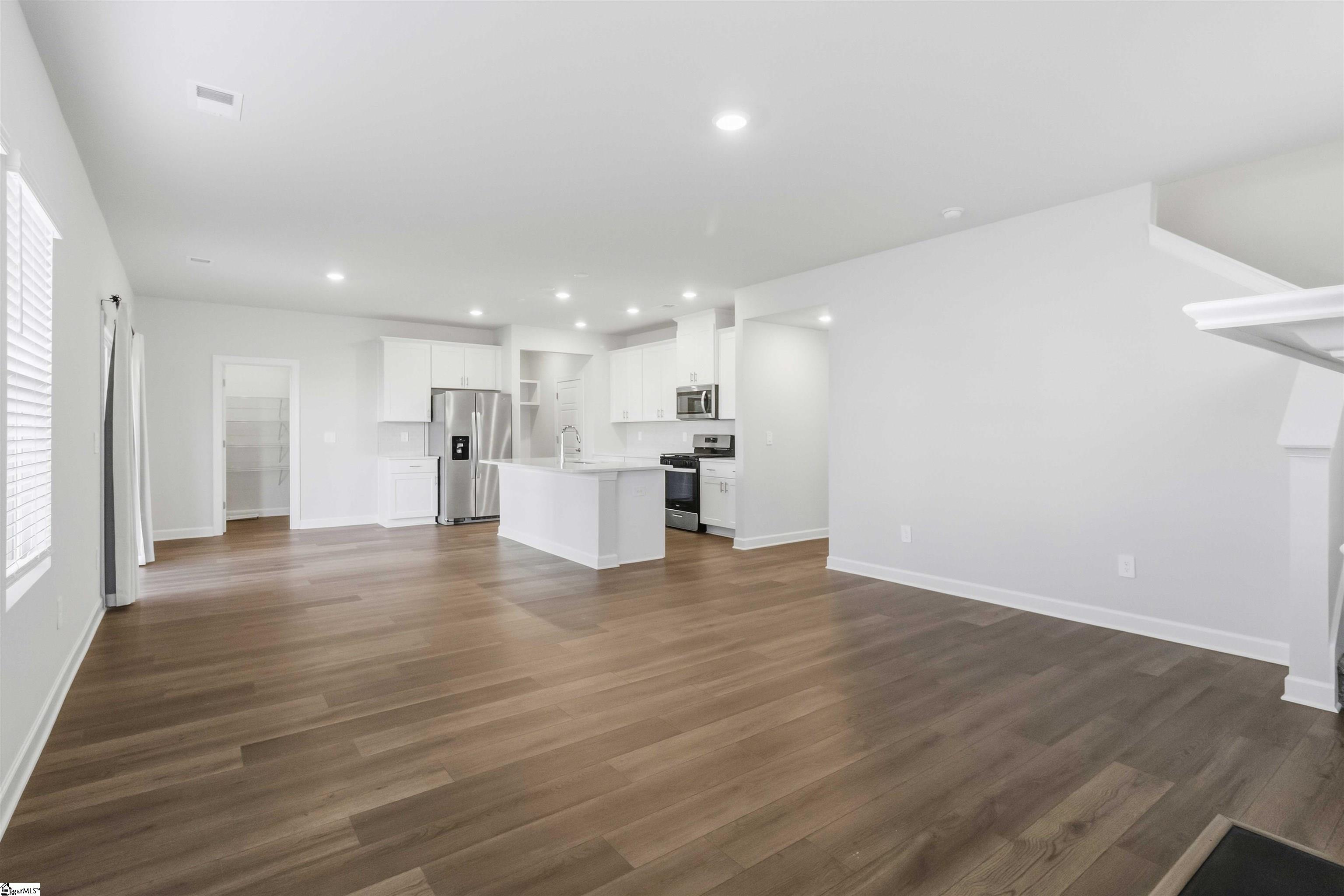 601 Hollybank Street Fountain Inn, SC 29644 - Photo 15 of 38