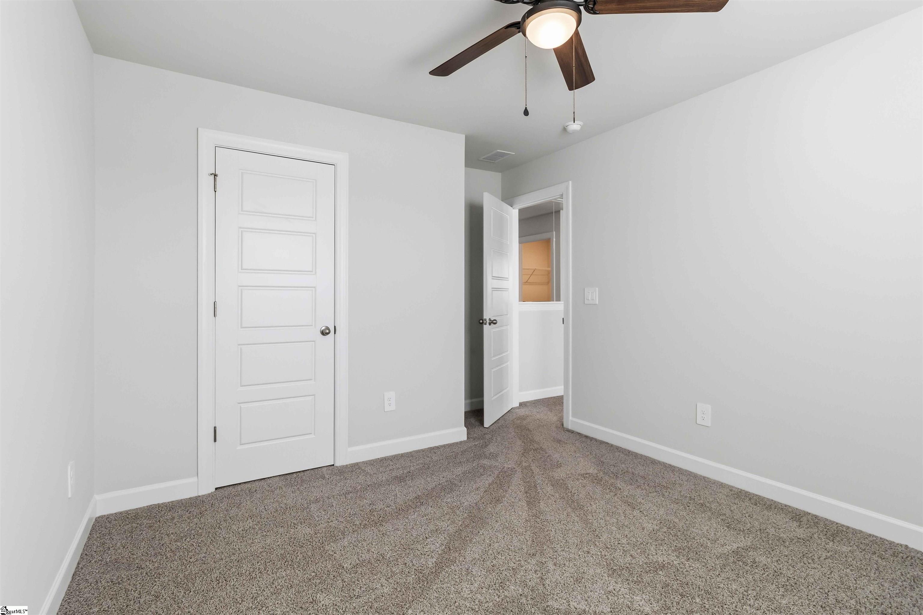 601 Hollybank Street Fountain Inn, SC 29644 - Photo 20 of 38