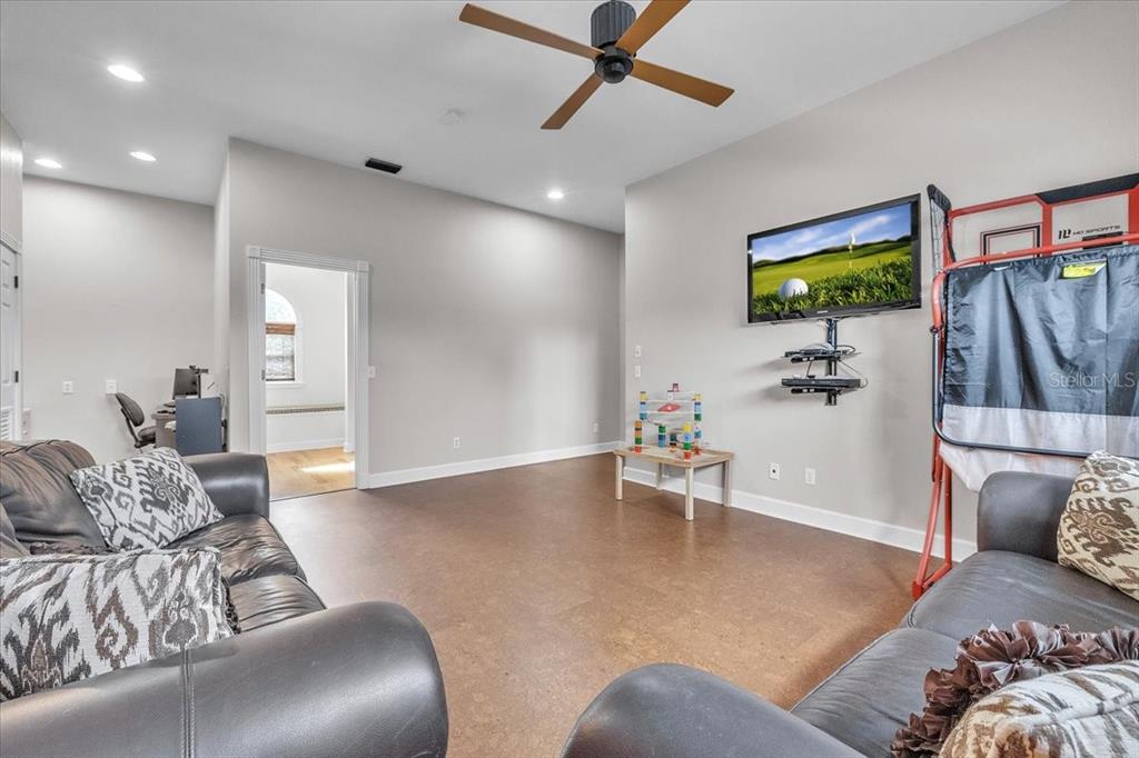 3850 Acline Road Punta Gorda, FL 33950 - Photo 28 of 50 a living room with furniture and a couch