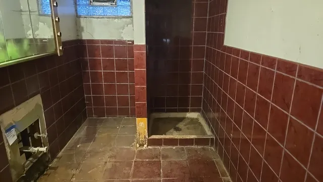 $39,900 | 14609 Lexington Avenue, Harvey, IL 60426