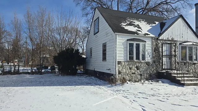 $39,900 | 14609 Lexington Avenue, Harvey, IL 60426