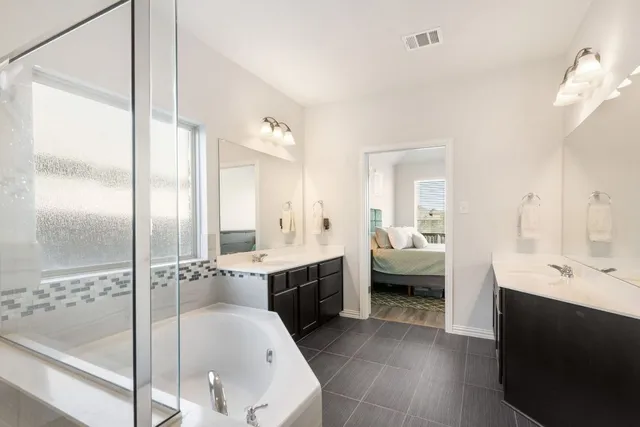 $449,000 | 277 Biscayne Bay Bend, Kyle, TX 78640