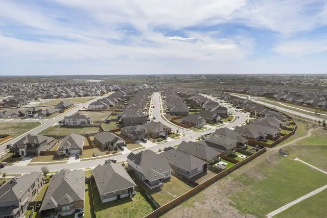 $449,000 | 277 Biscayne Bay Bend, Kyle, TX 78640