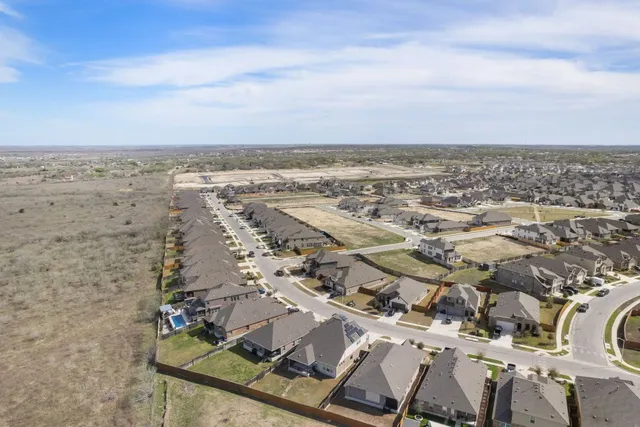 $449,000 | 277 Biscayne Bay Bend, Kyle, TX 78640