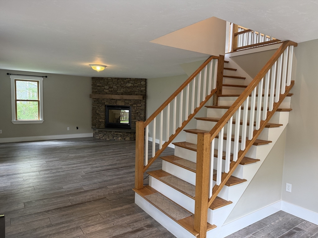29 Paul Road Middleboro, MA 02346 - Photo 4 of 39