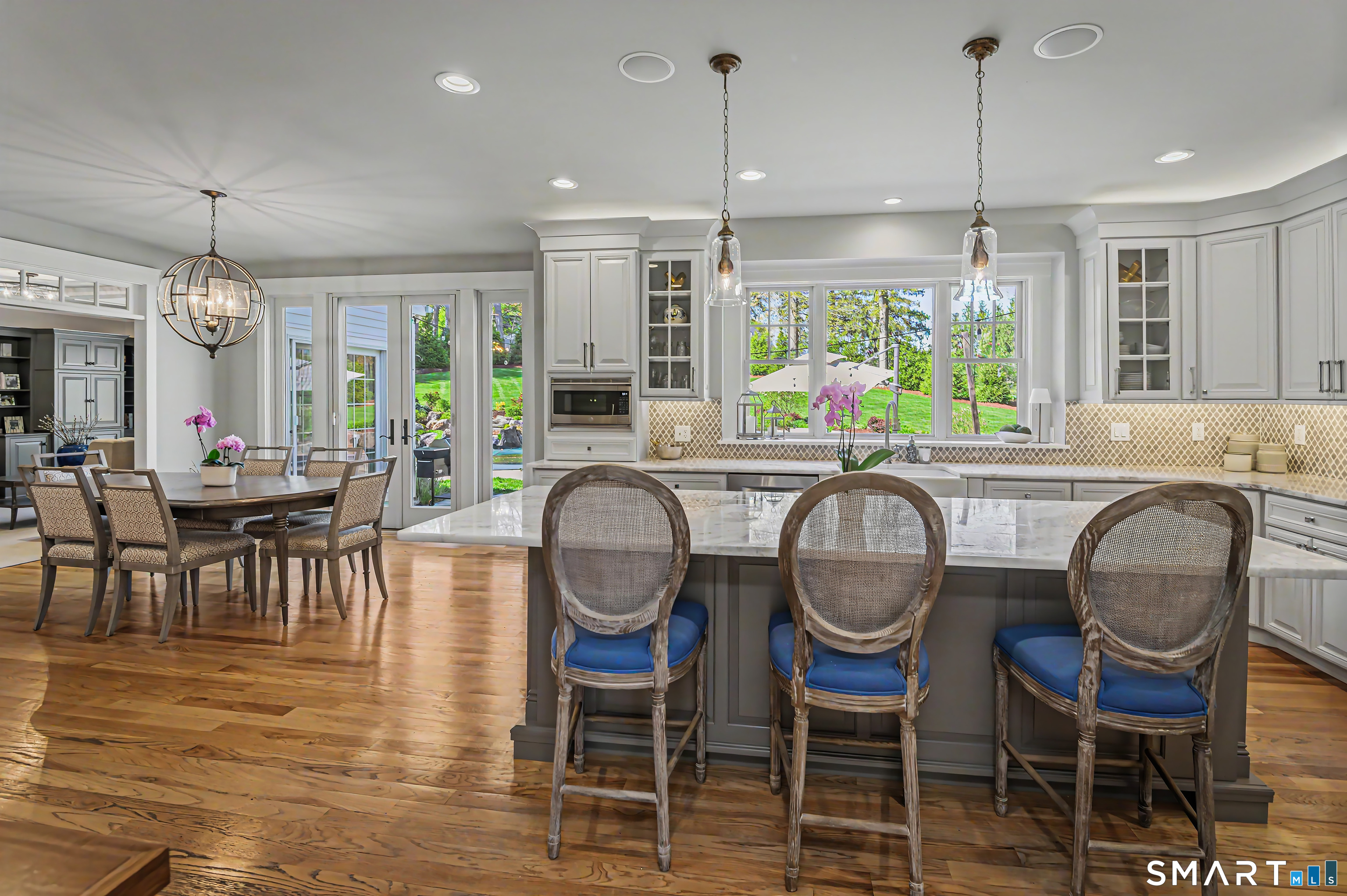 54 Barry Avenue Ridgefield, CT 06877 - Photo 10 of 40